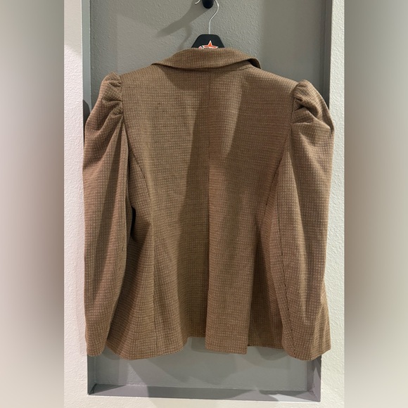 CeCe Open Front Puff Sleeve Blazer. - Picture 3 of 5